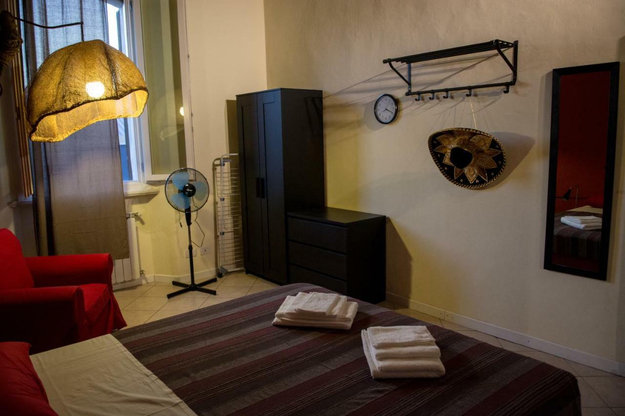 Casa Galattica Per Autostoppisti Cremona Exterior foto
